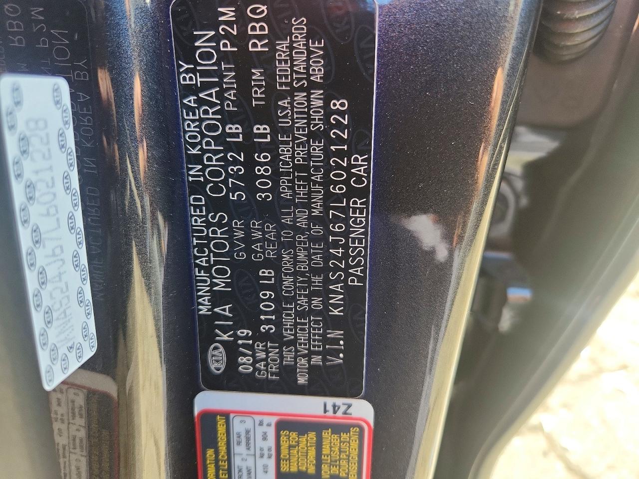 Kia K900 Luxury