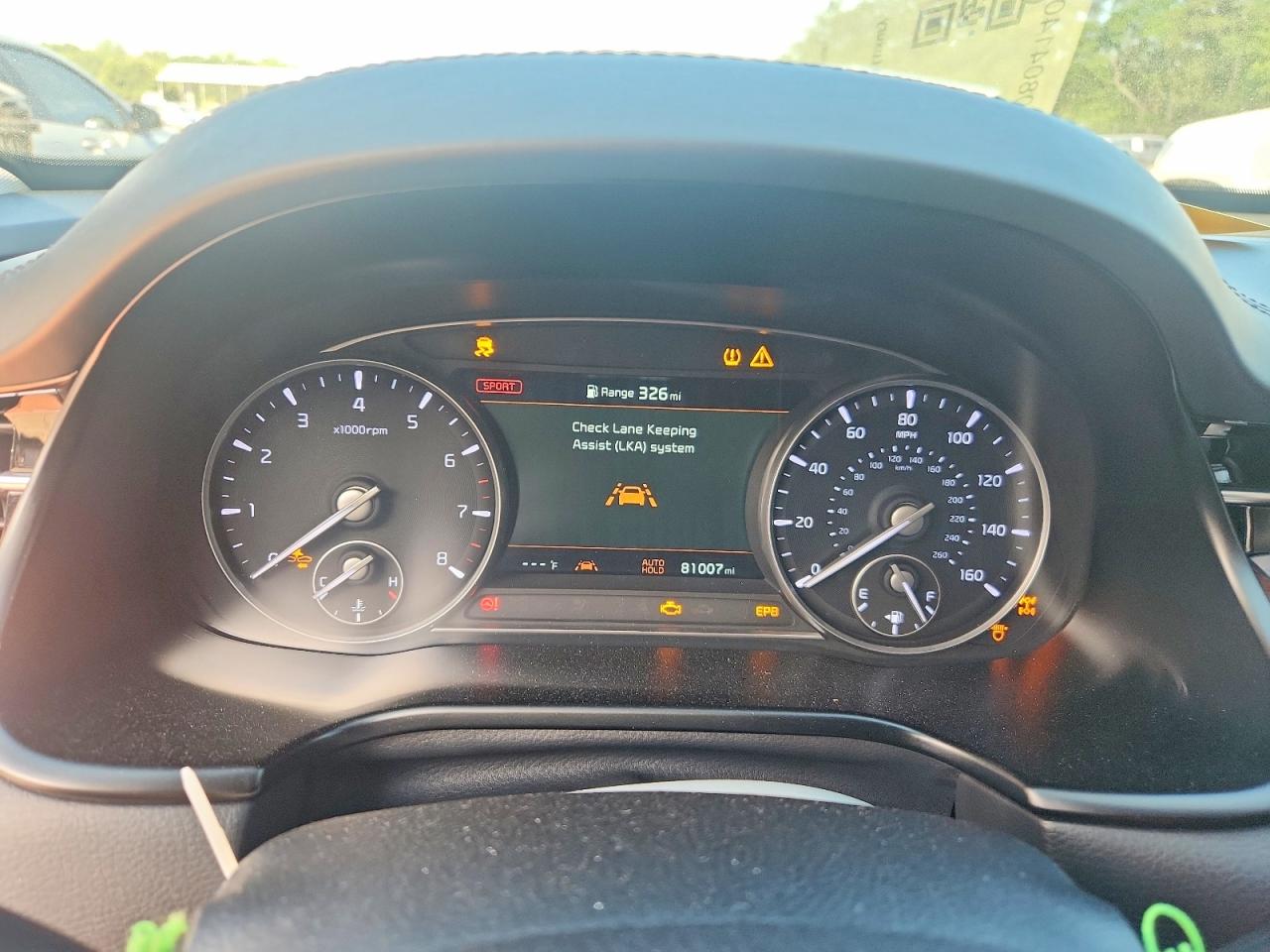 Kia K900 Luxury