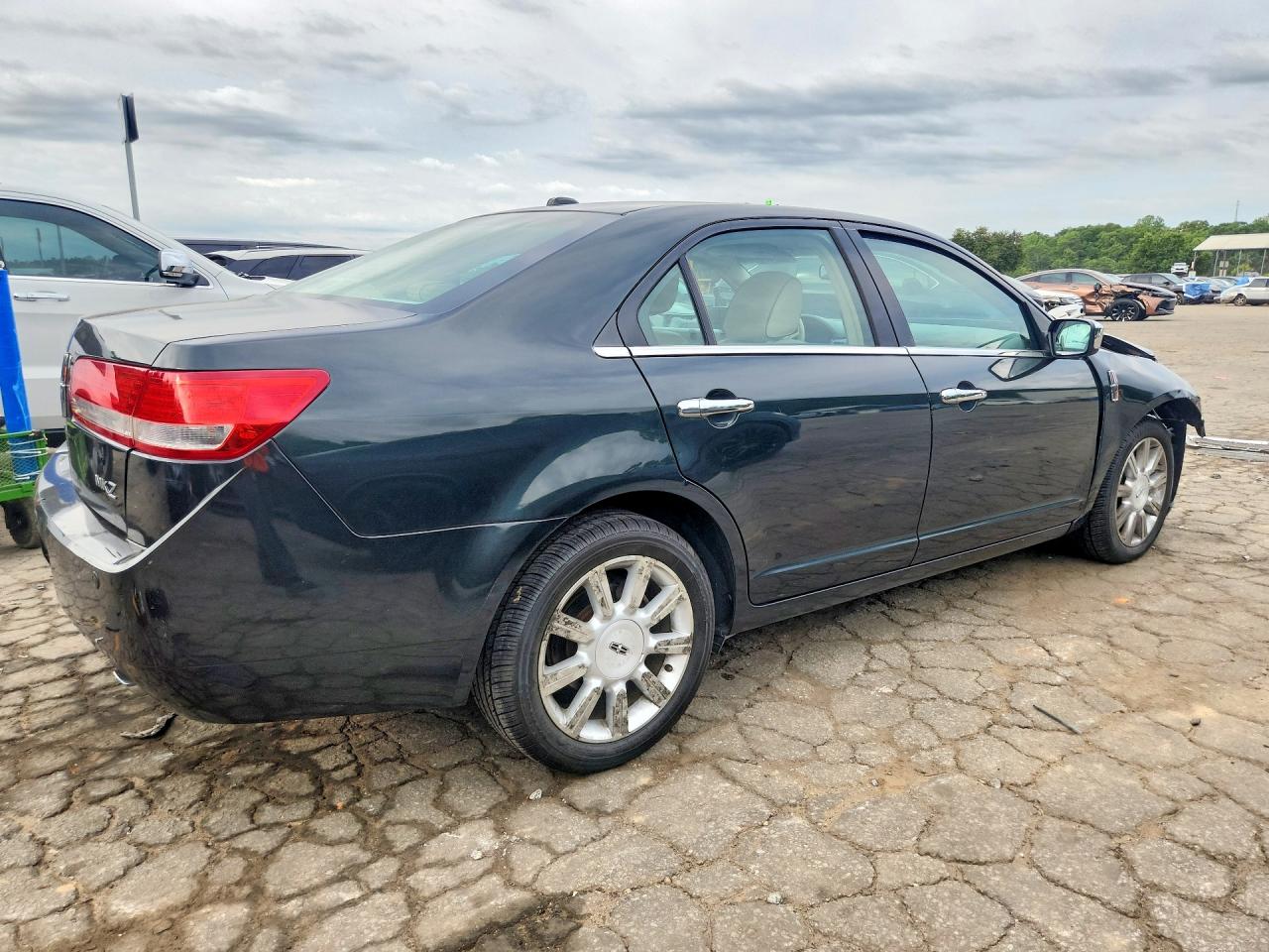 Lincoln MKZ