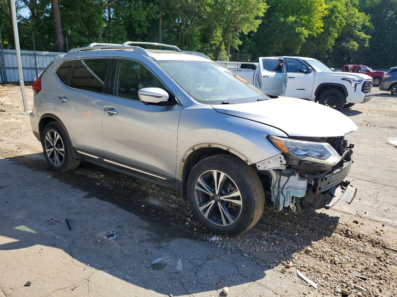 Nissan Rogue S