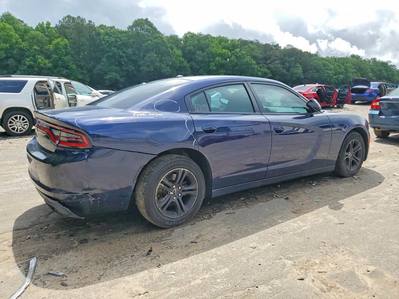 Dodge Charger Se