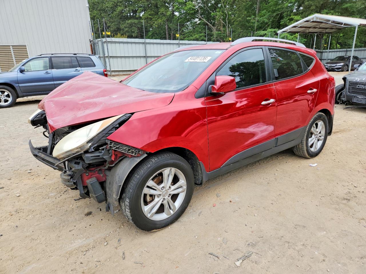 Salvage Hyundai TUCSON Image