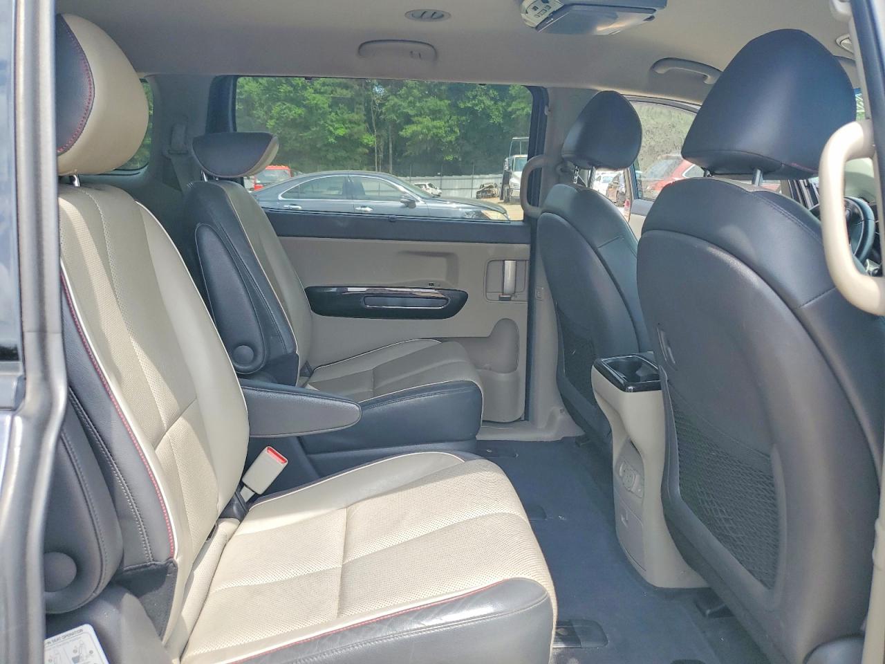 Kia Sedona Sx