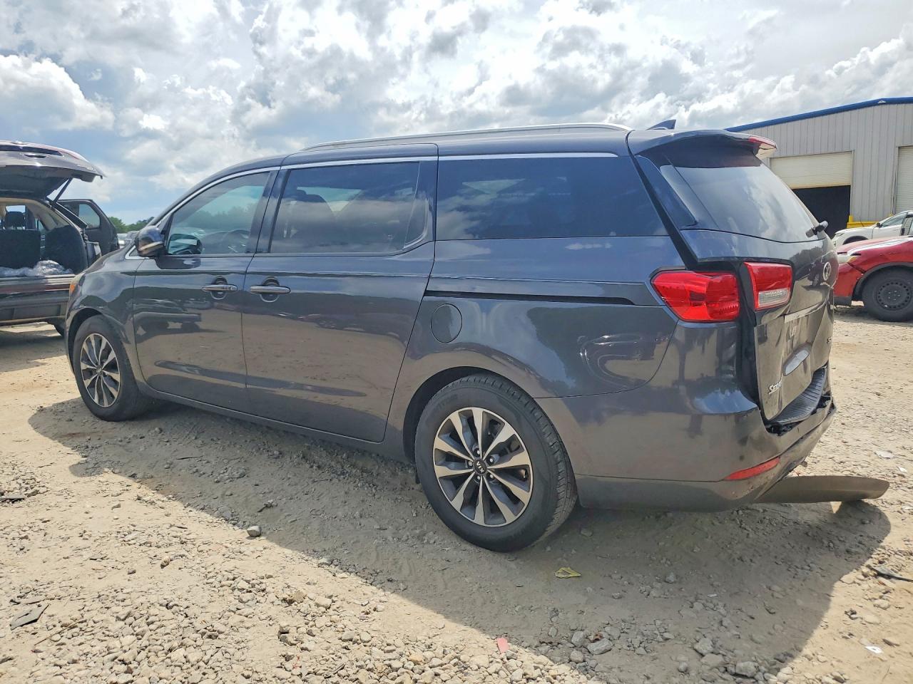 Kia Sedona Sx