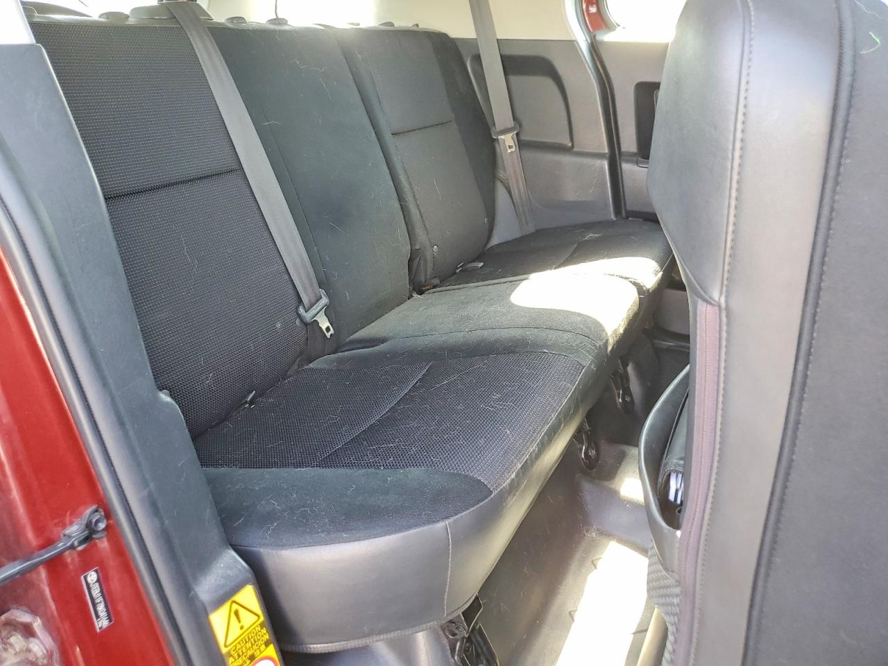 Toyota FJ Cruiser Base