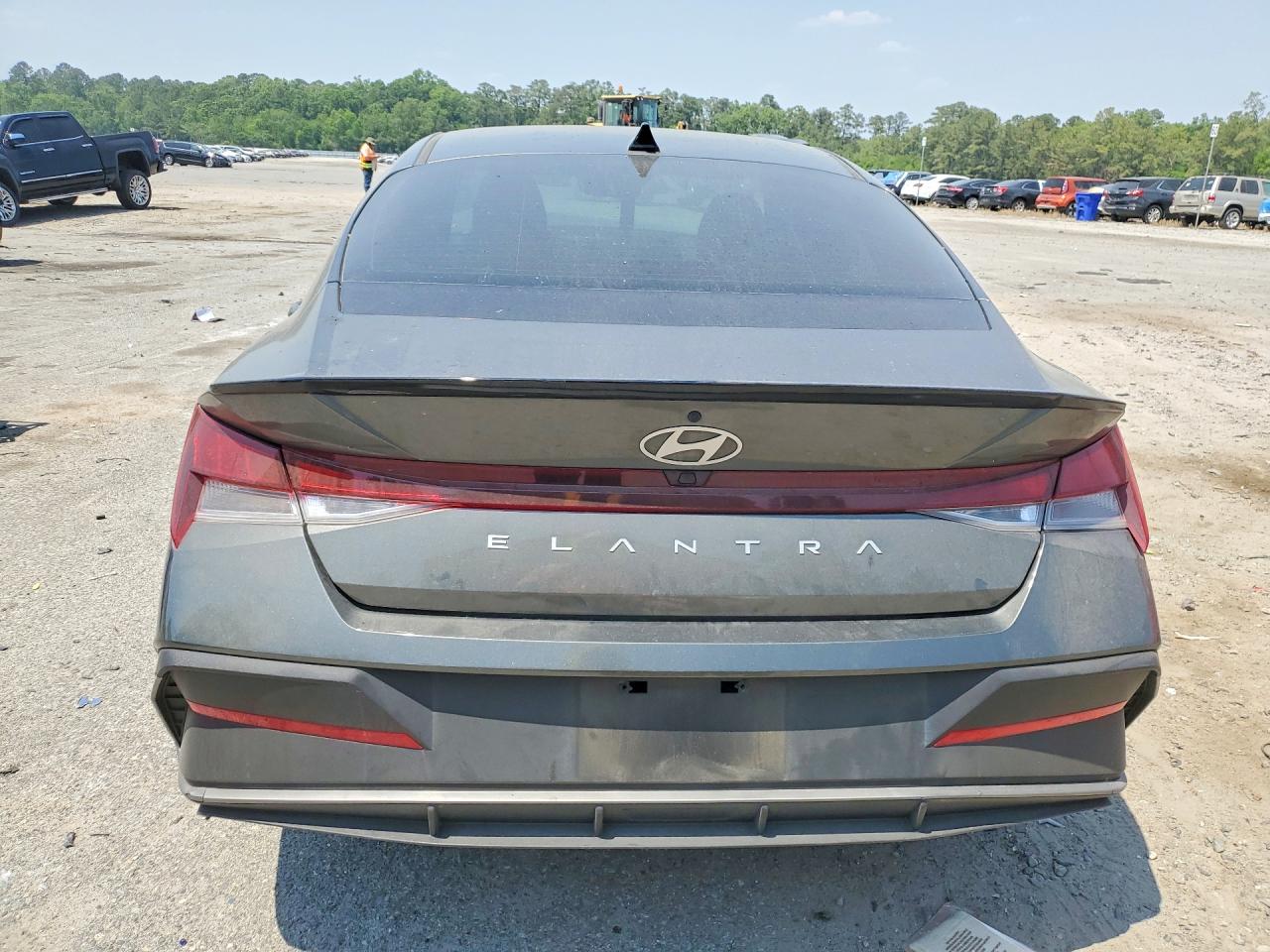 Hyundai ELANTRA Sel Sport