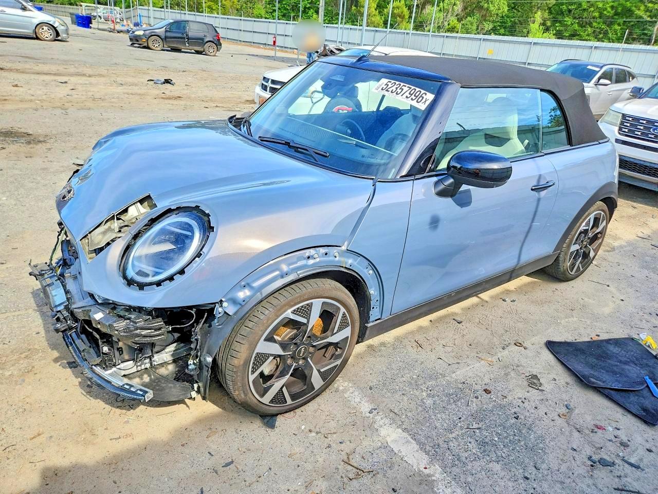 Salvage MINI Cooper Image