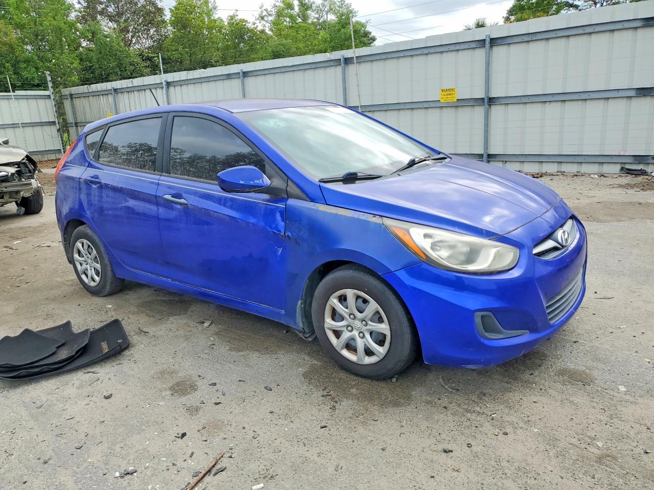 Hyundai ACCENT Gs