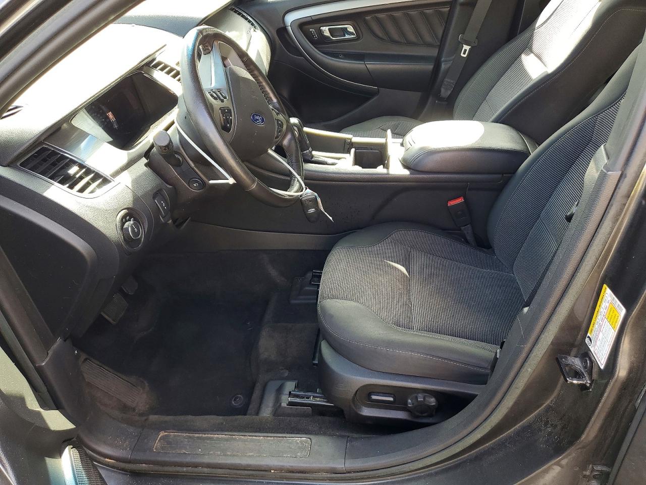 Ford Taurus Sel