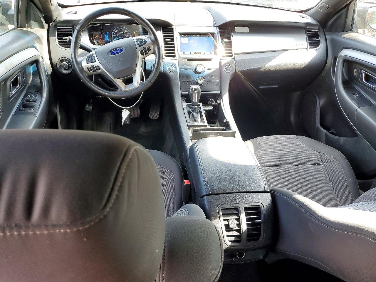 Ford Taurus Sel