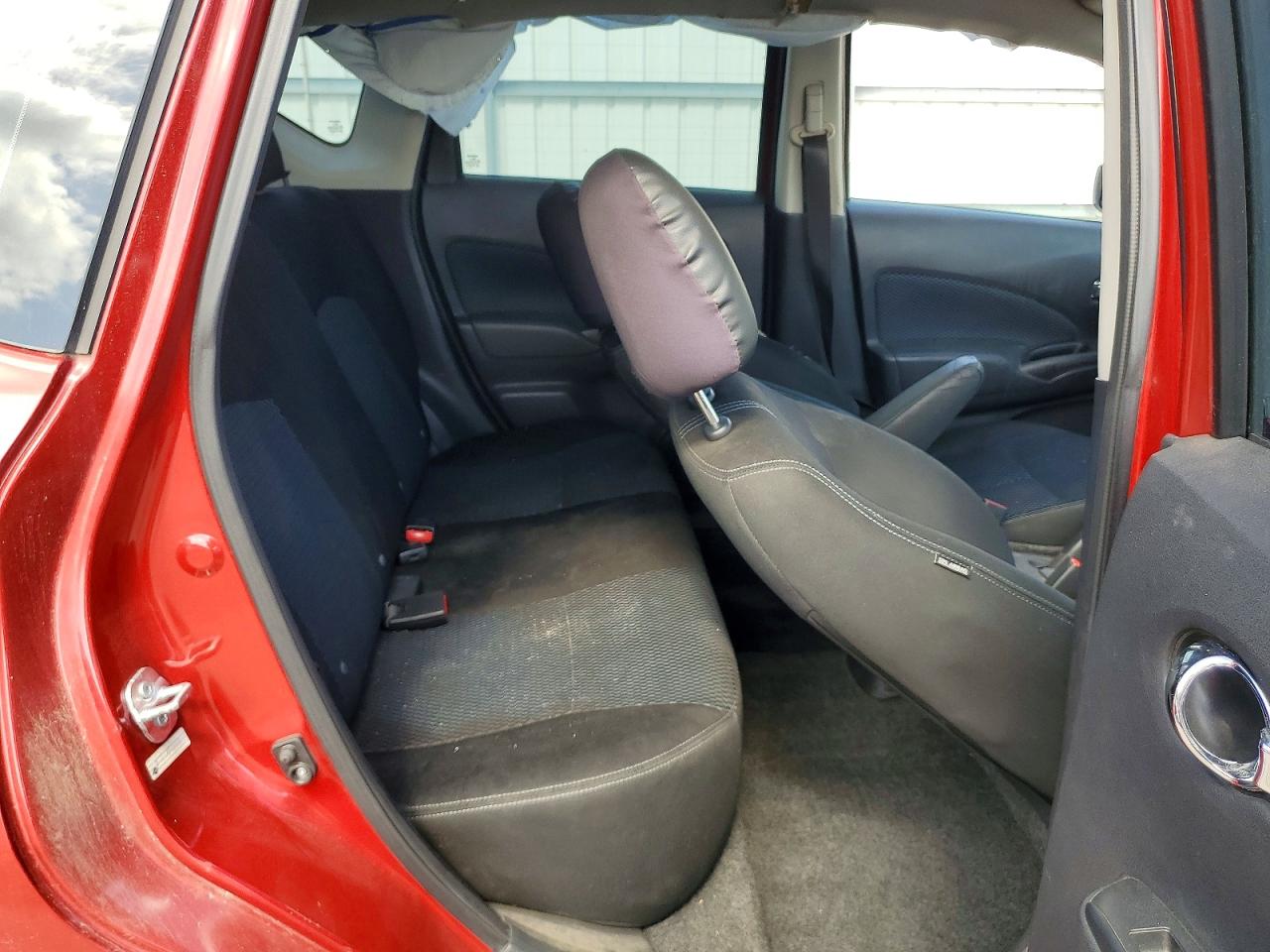 Nissan Versa Sv