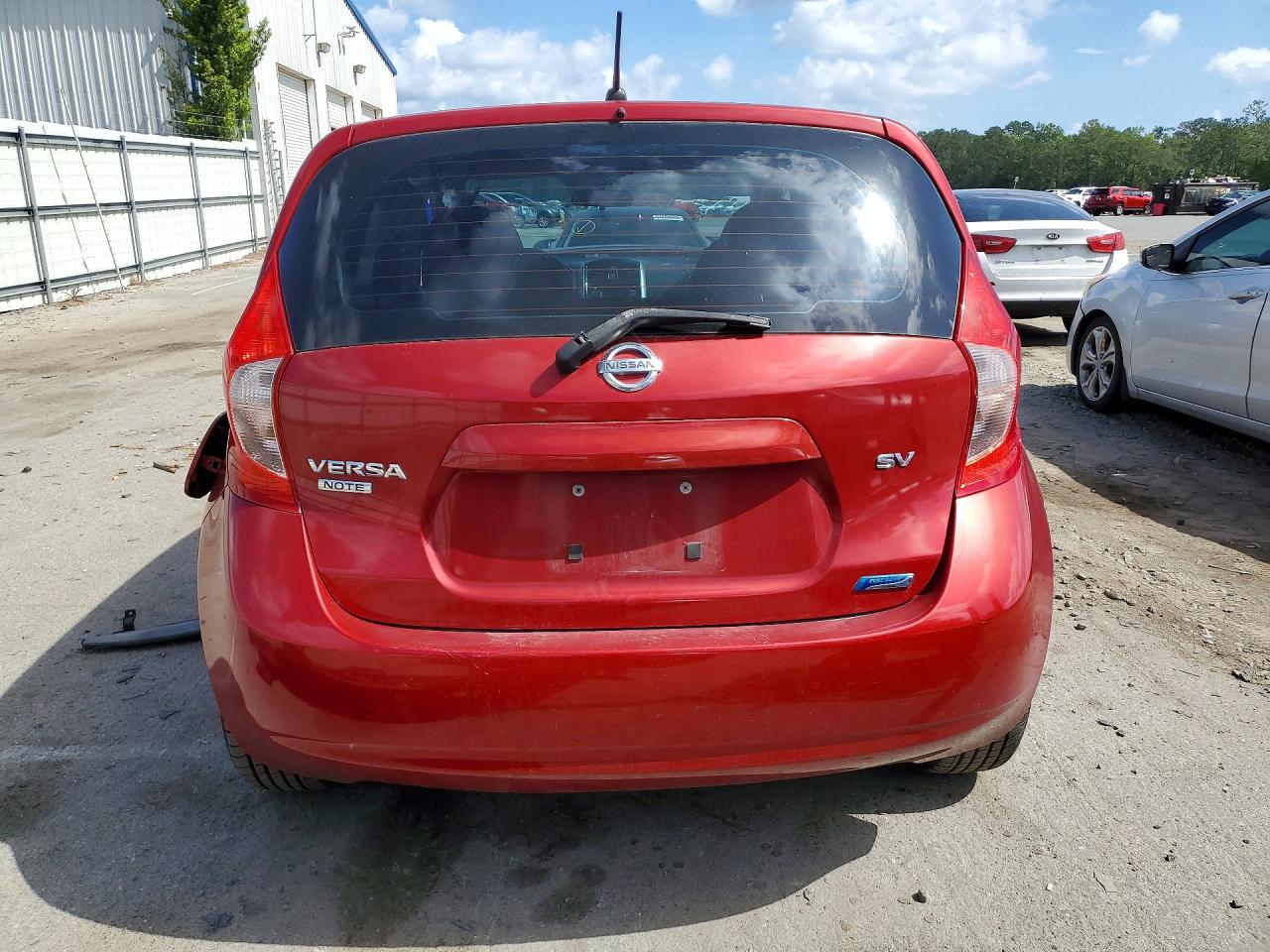 Nissan Versa Sv