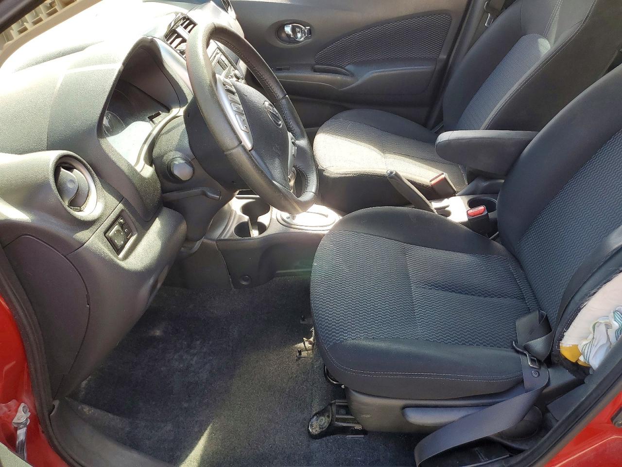 Nissan Versa Sv