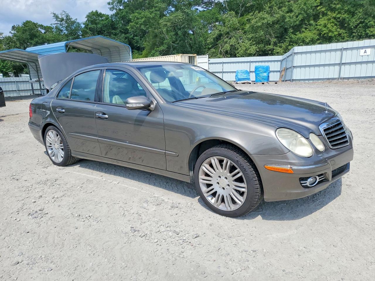 Mercedes-Benz E-Class 350