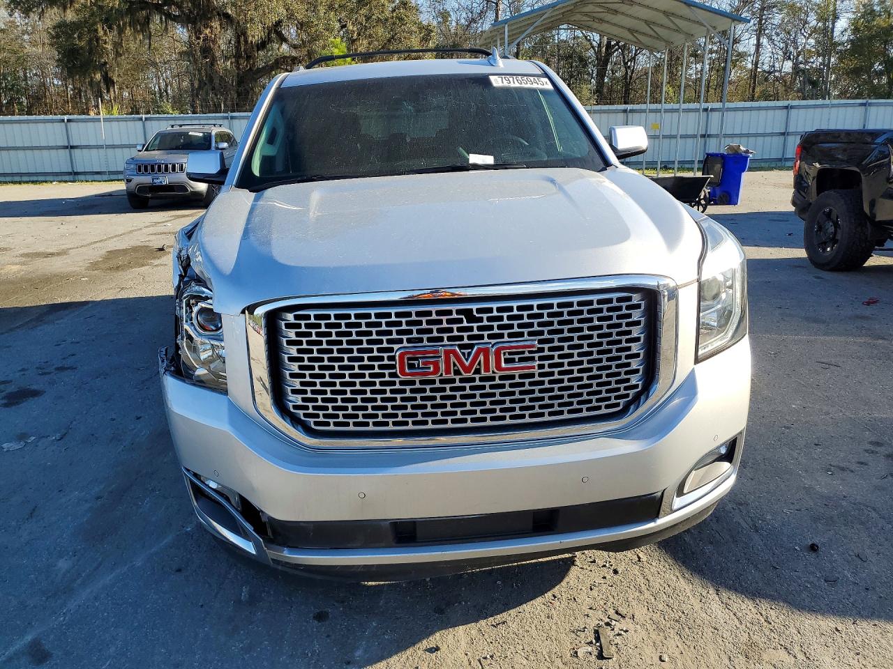 GMC Yukon Denali