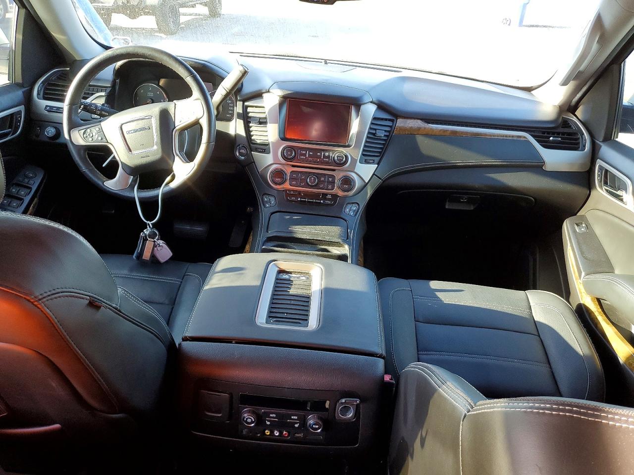 GMC Yukon Denali