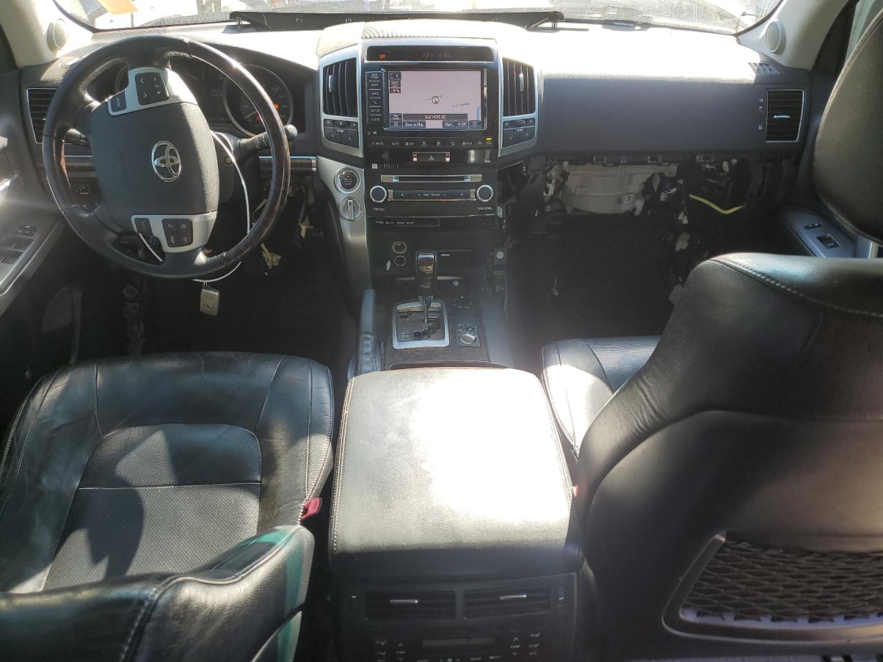 Toyota Land Cruis Base
