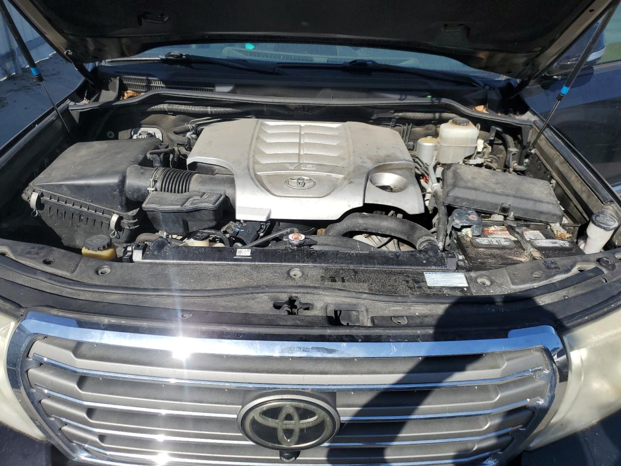Toyota Land Cruis Base