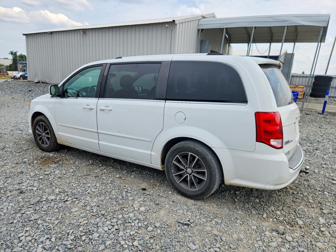 Dodge Caravan Sxt