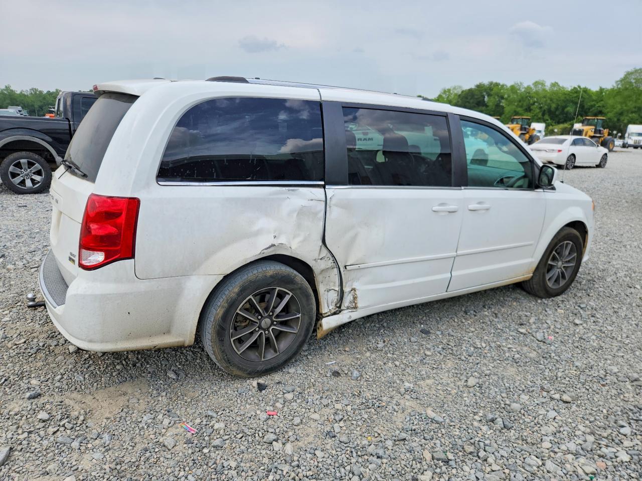 Dodge Caravan Sxt