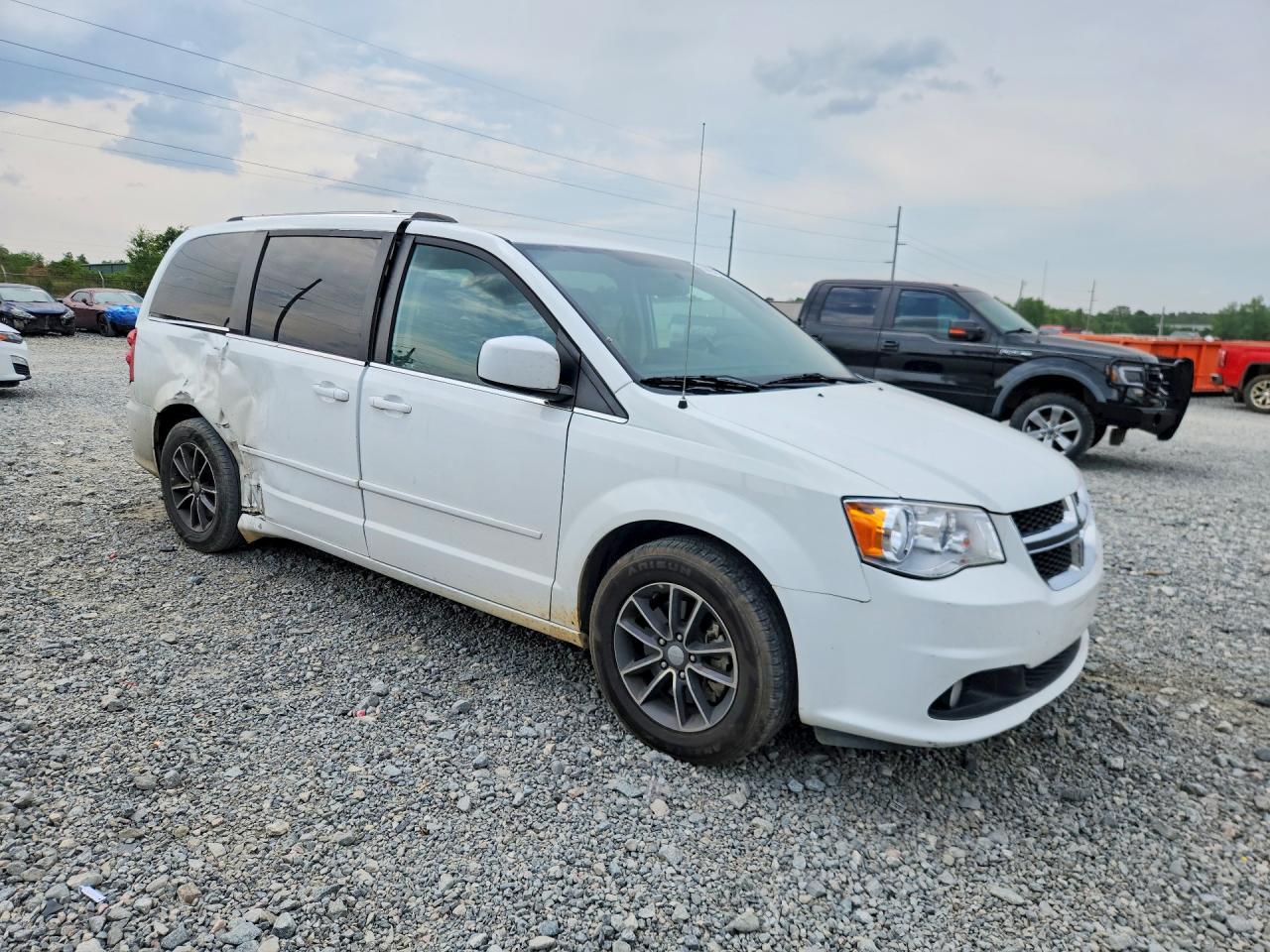 Dodge Caravan Sxt