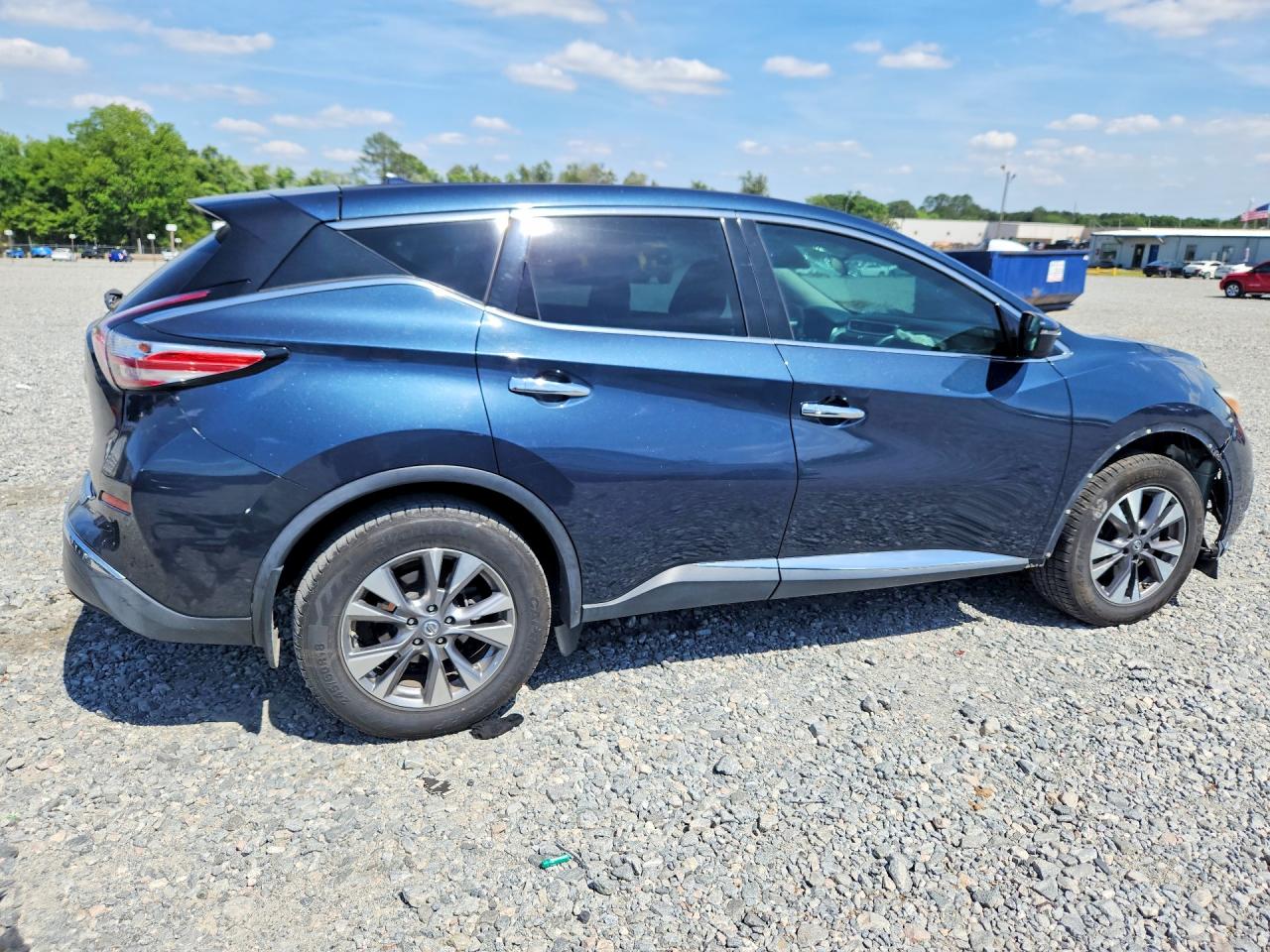 Nissan Murano S