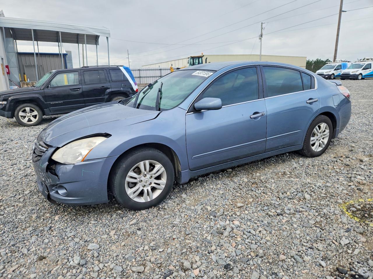 Salvage Nissan Altima Image