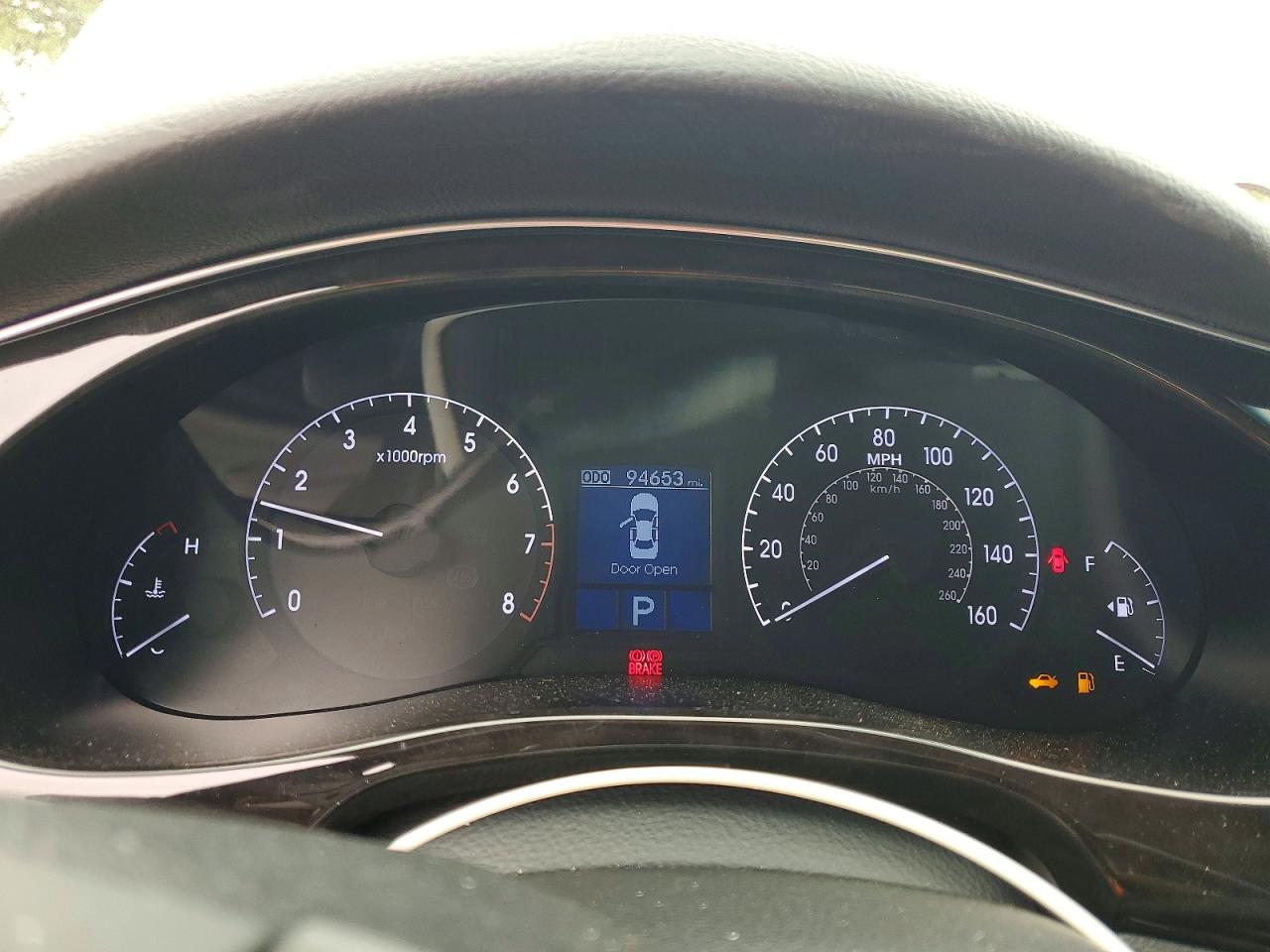 Hyundai Genesis 3.8l