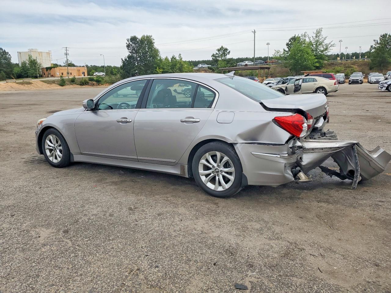 Hyundai Genesis 3.8l