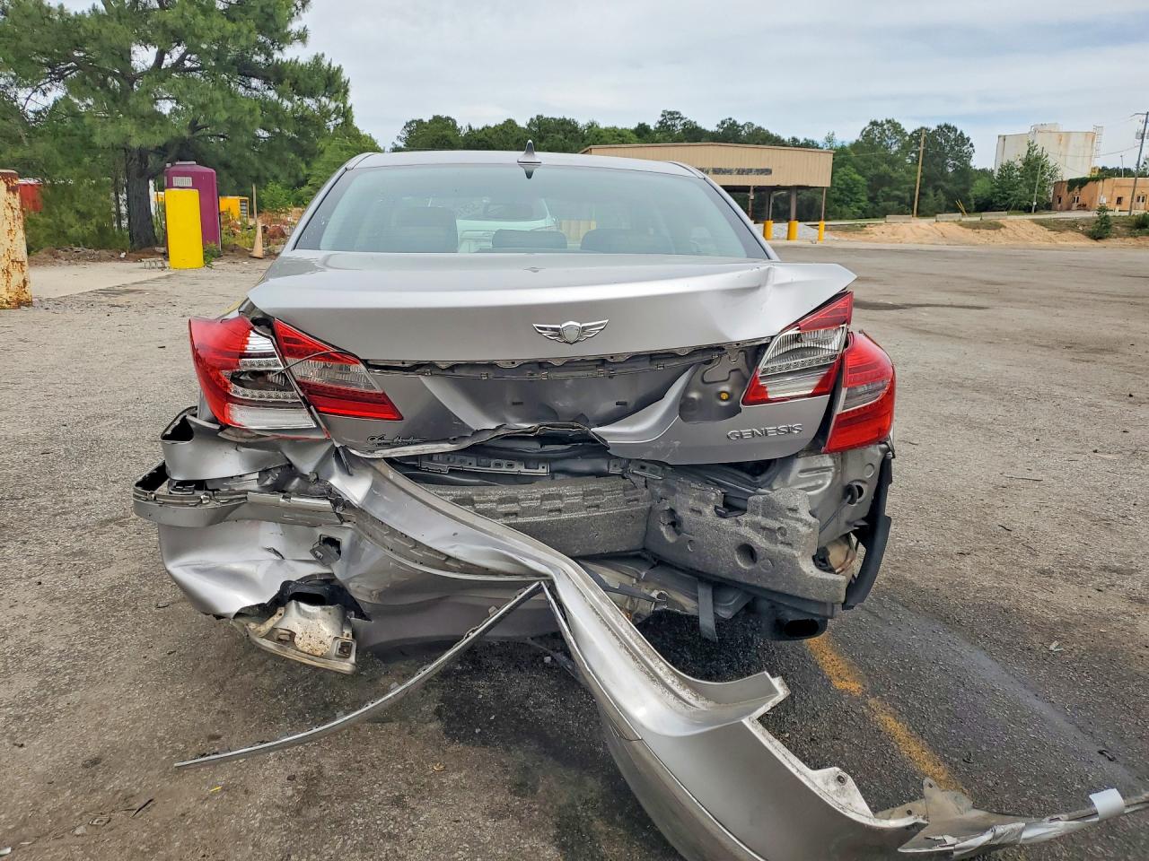 Hyundai Genesis 3.8l