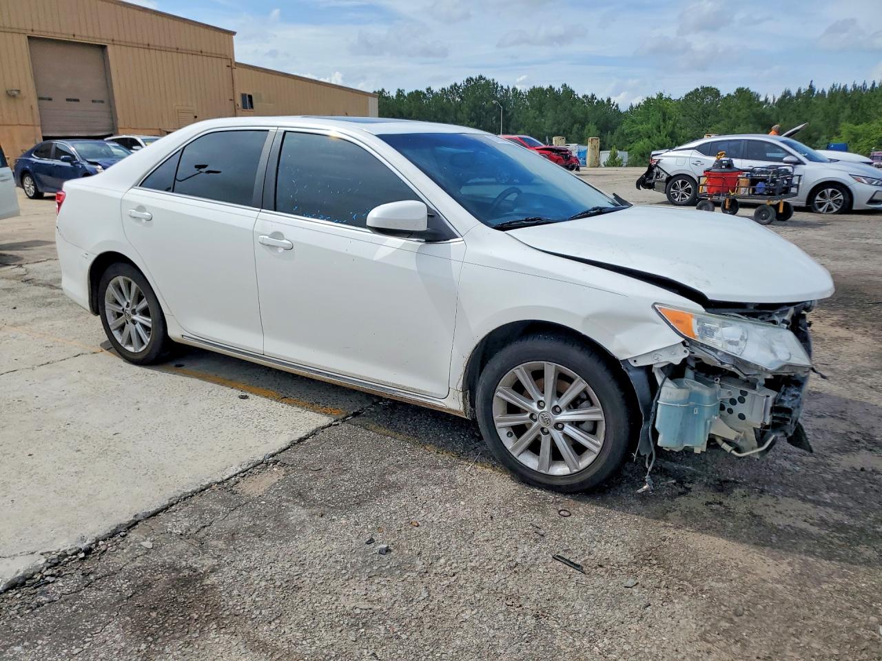 Toyota Camry Xle V6