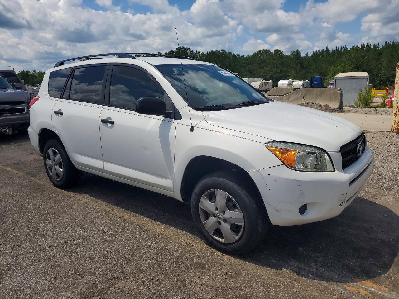 Toyota RAV4 Base