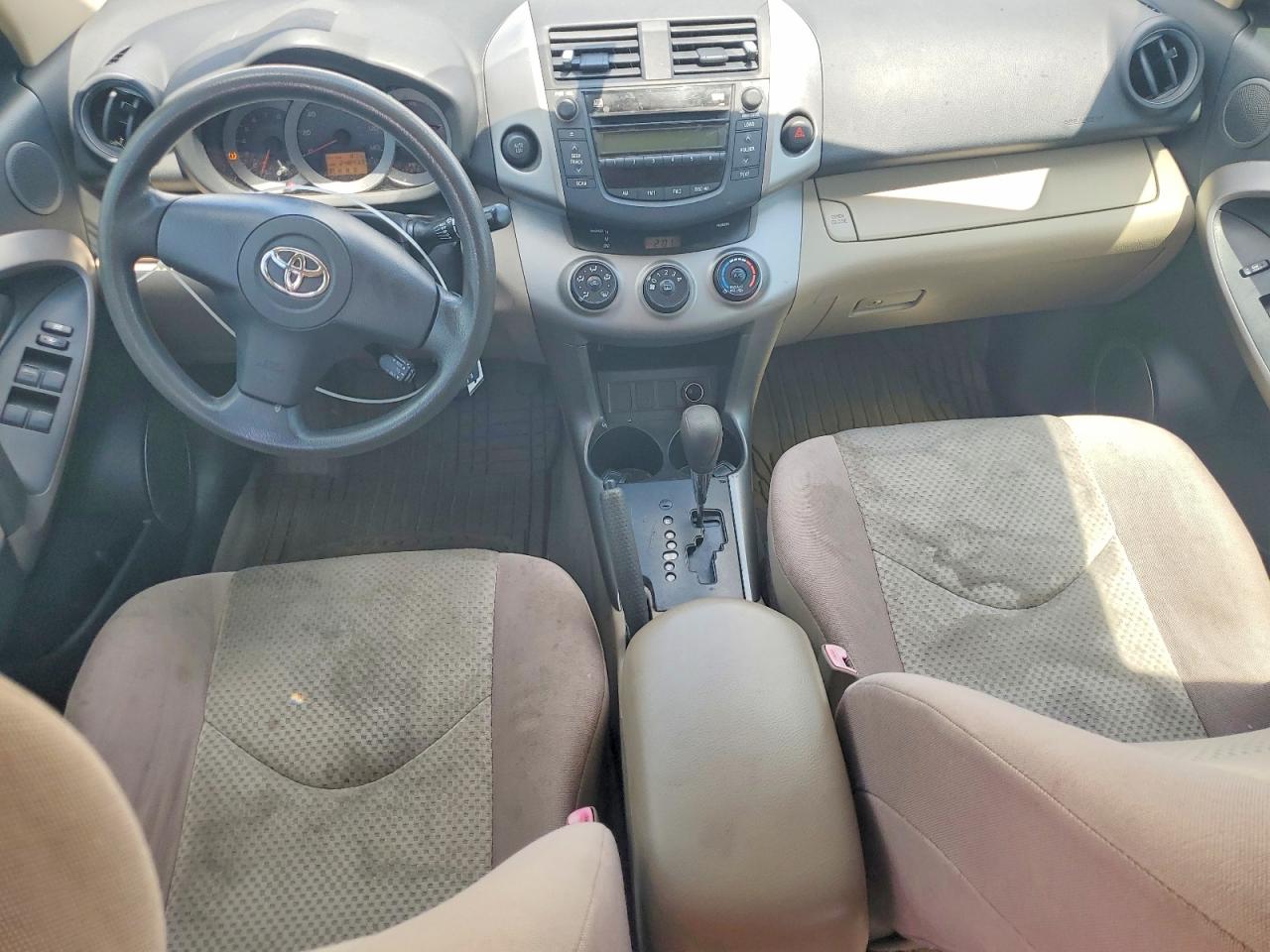 Toyota RAV4 Base