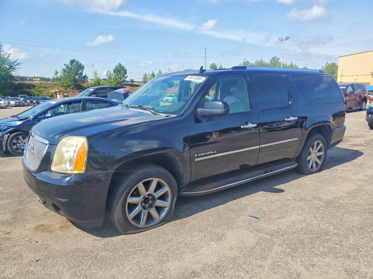 Salvage GMC Yukon Image
