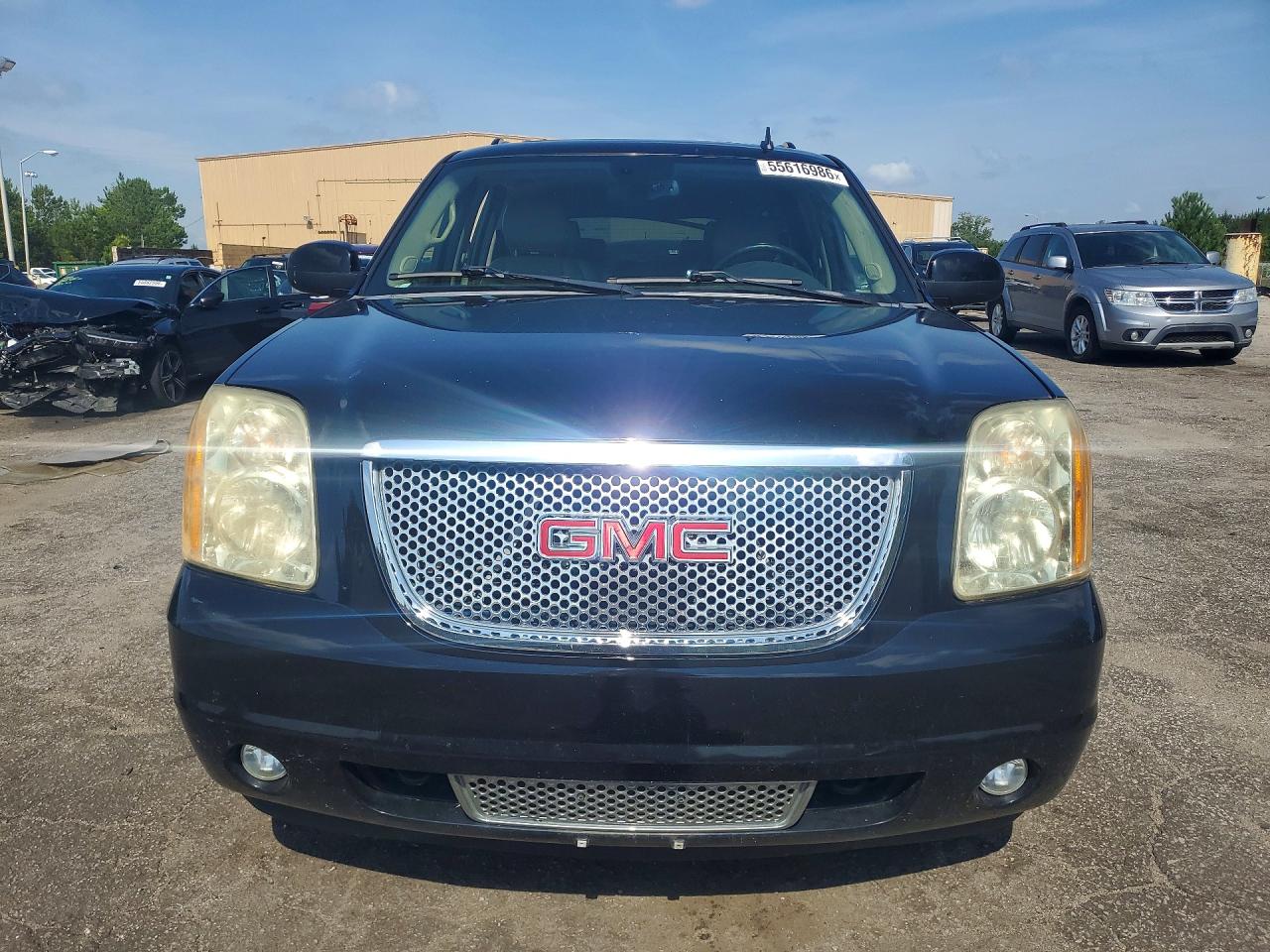 GMC Yukon Denali