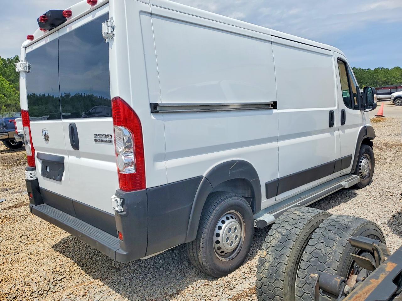 Ram Promaster 2500 Standard