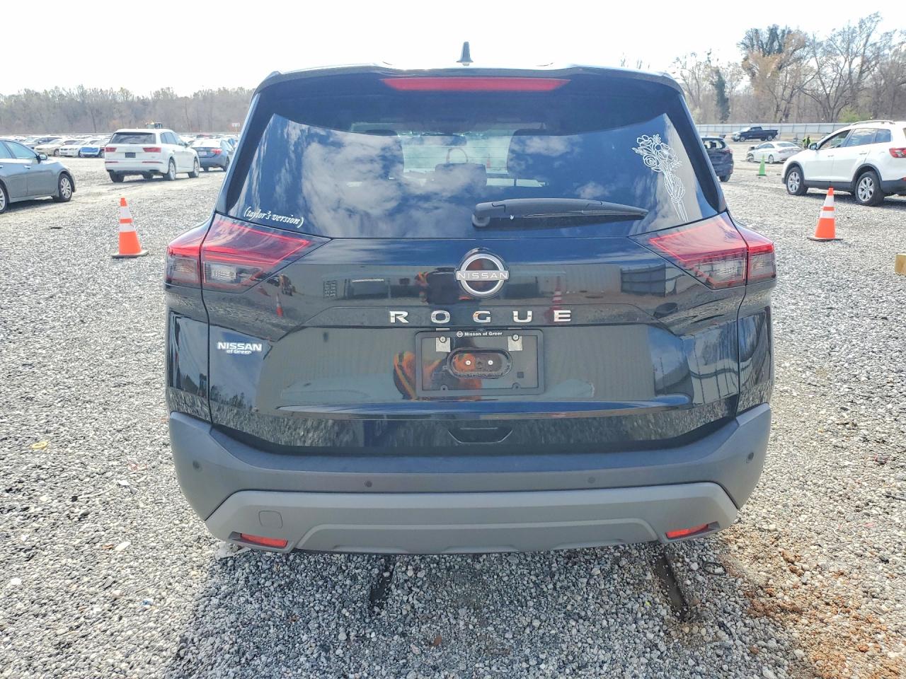 Nissan Rogue S