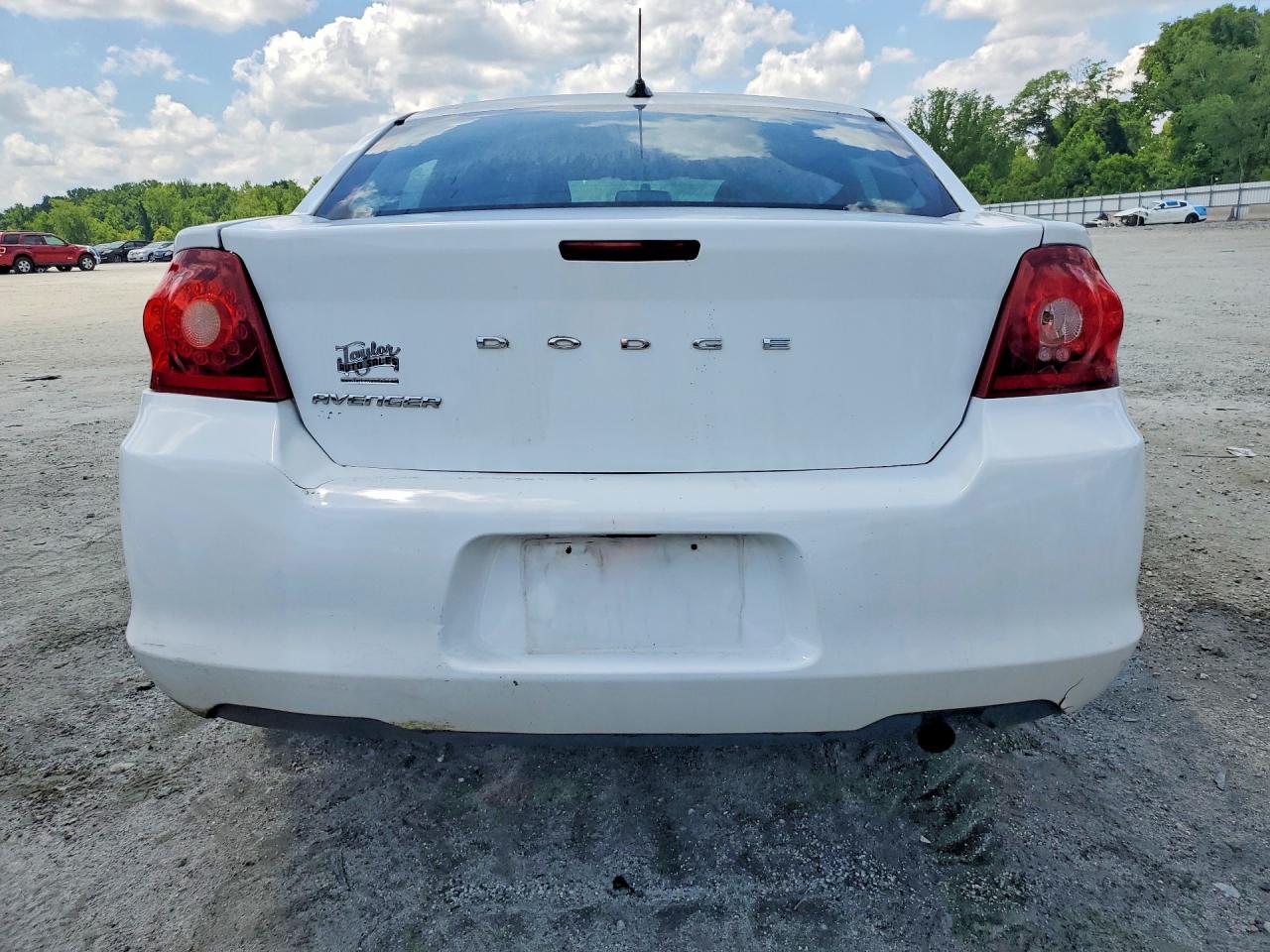 Dodge Avenger Sxt