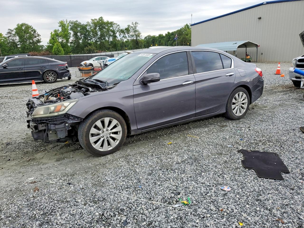 Salvage Honda Accord Image