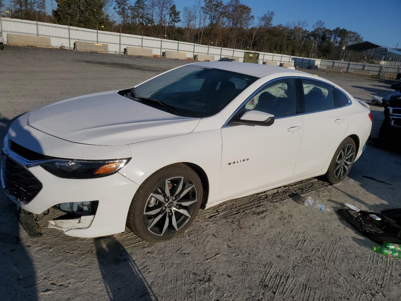 Salvage Chevrolet Malibu Image