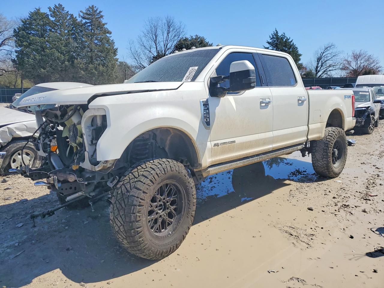 Salvage Ford F-250 Image