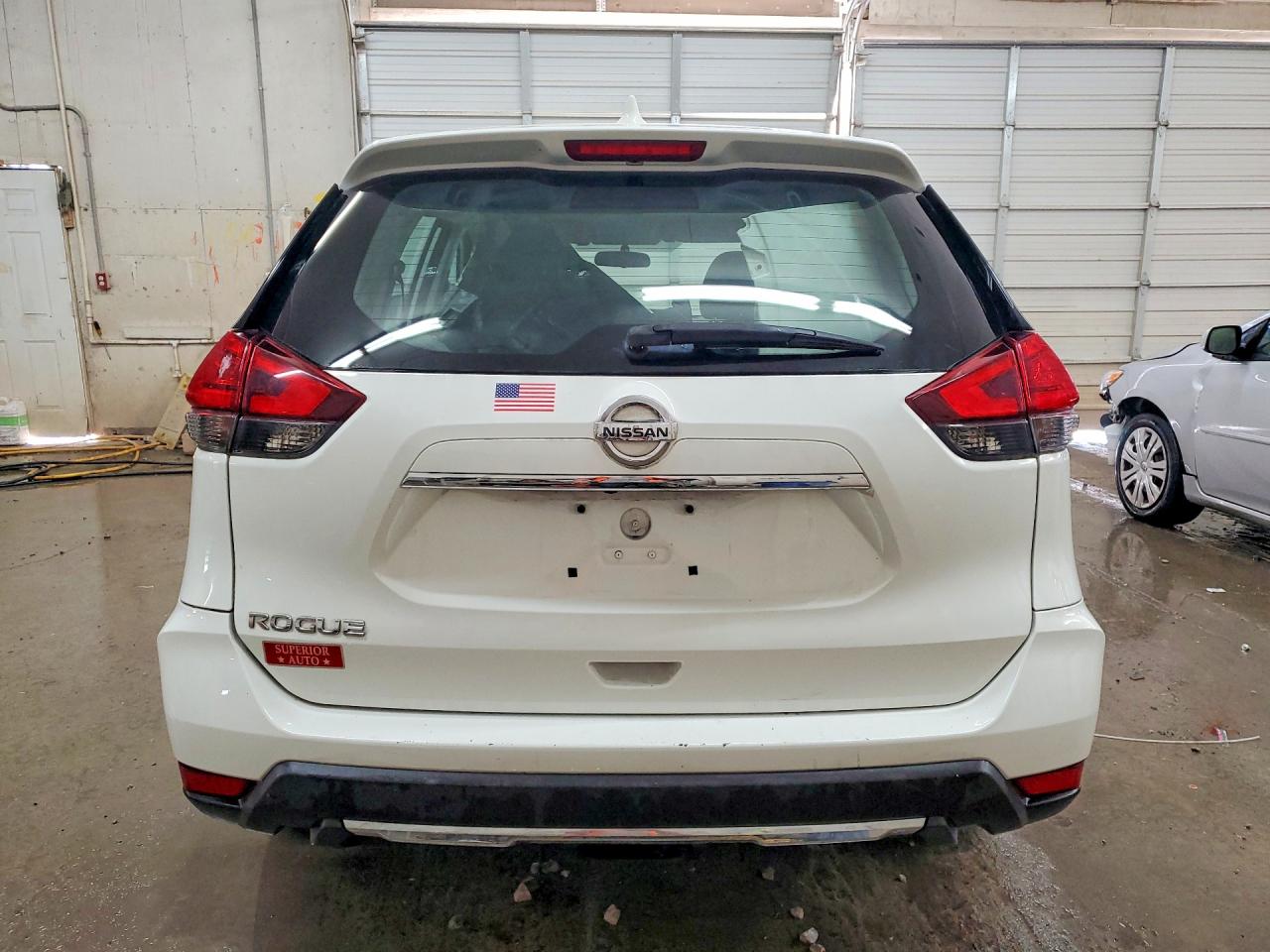 Nissan Rogue S