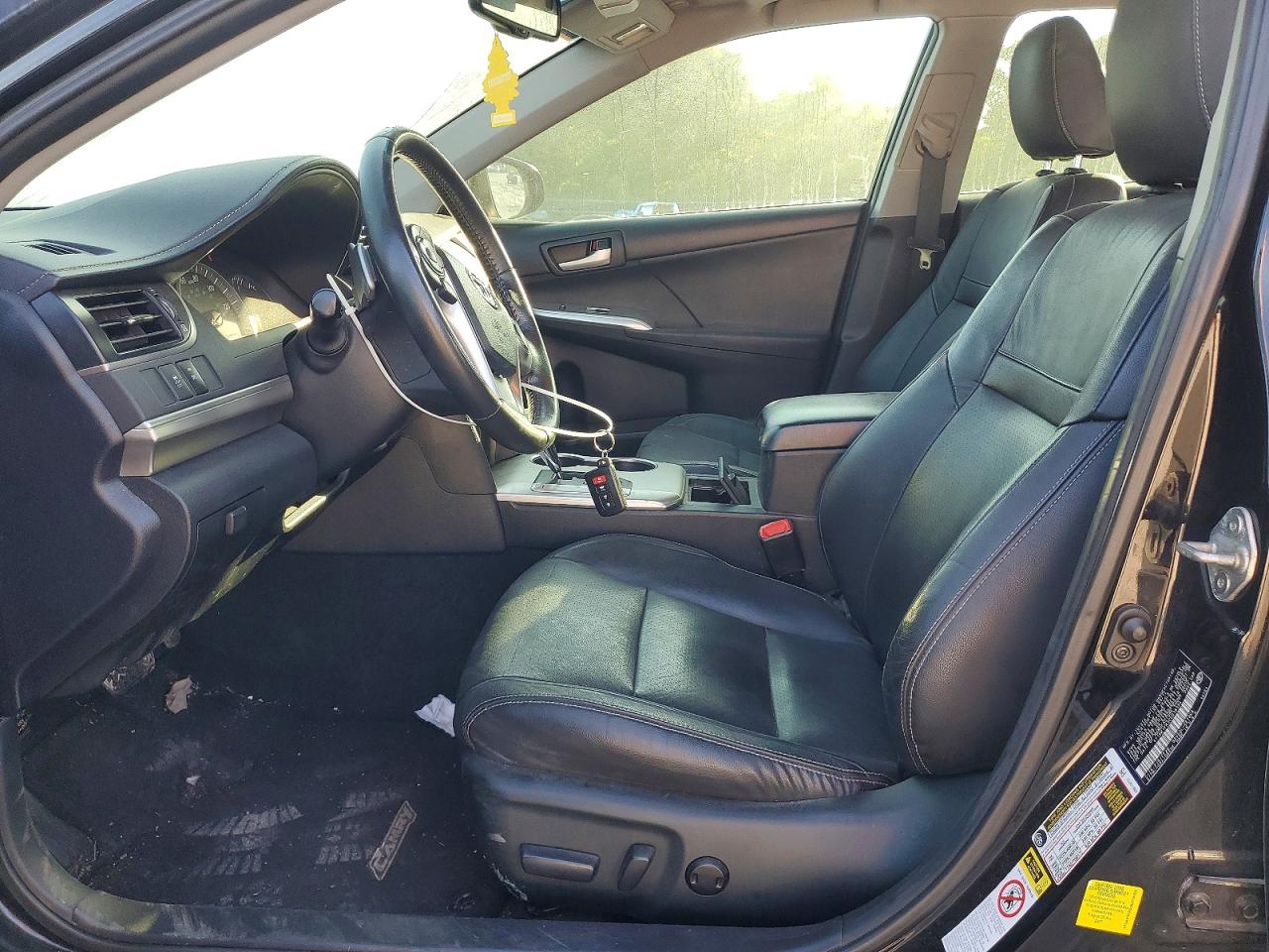 Toyota Camry Se V6