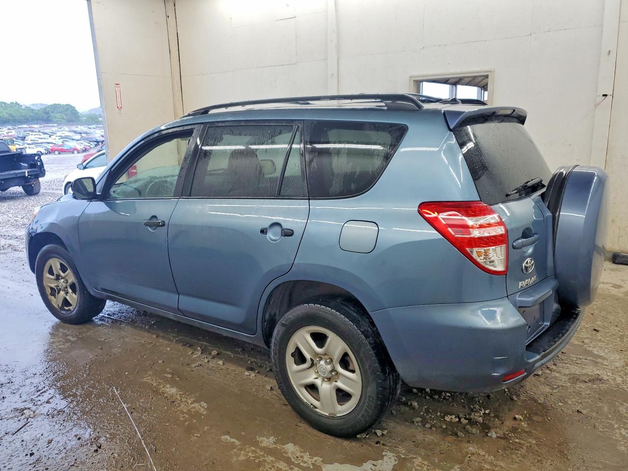 Toyota RAV4 Base