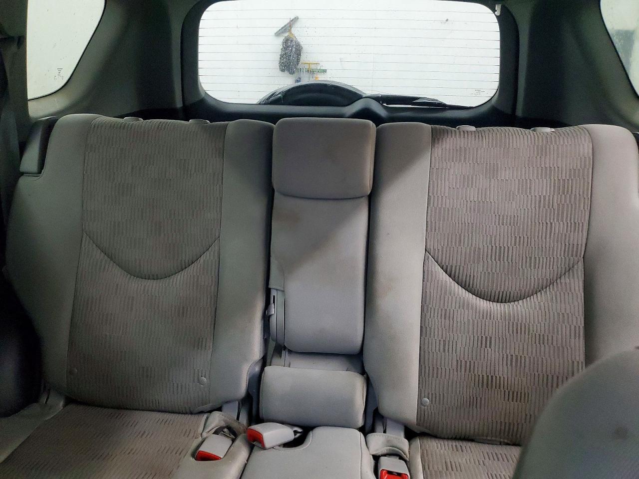 Toyota RAV4 Base