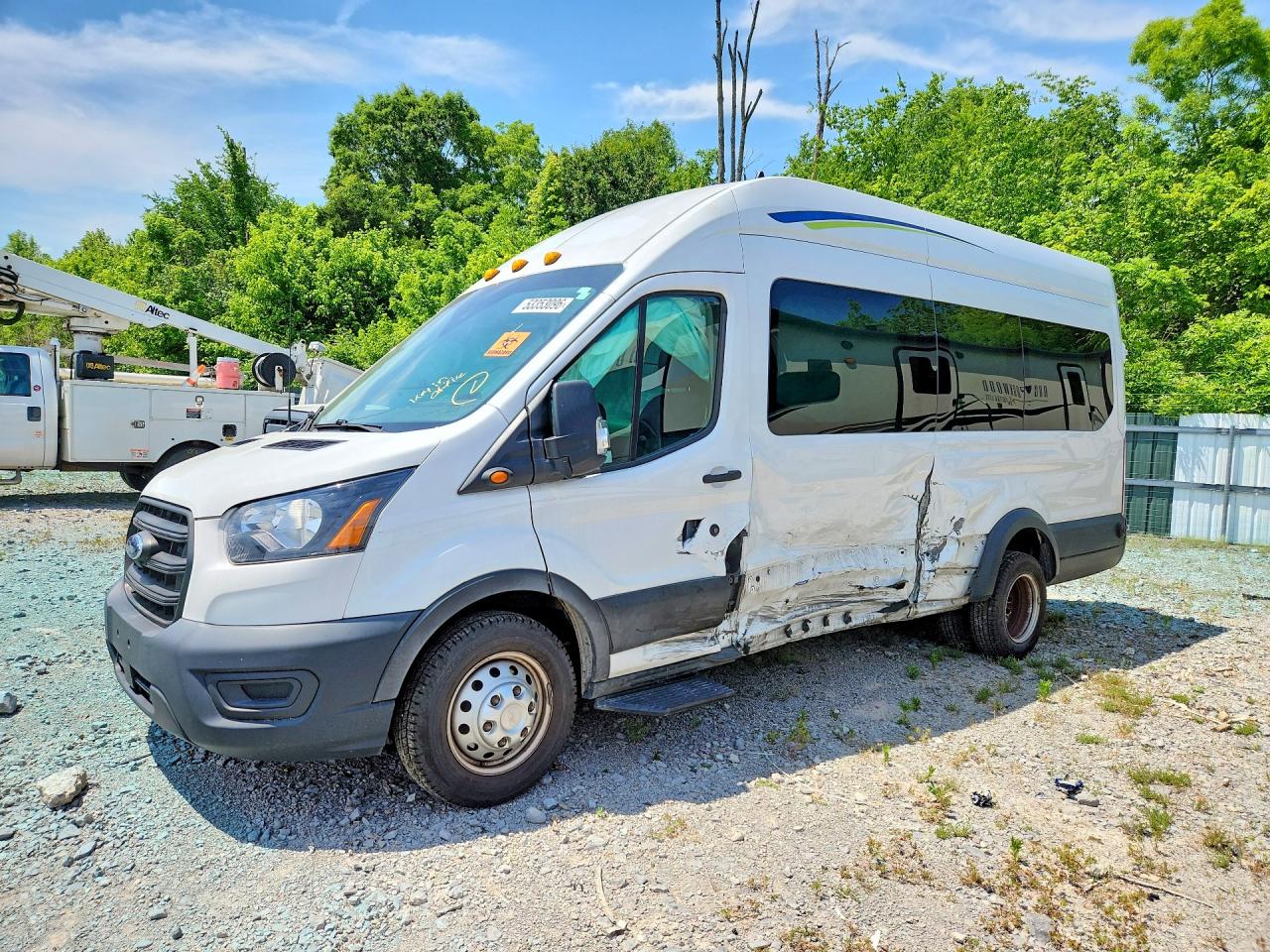 Salvage Ford Transit Image