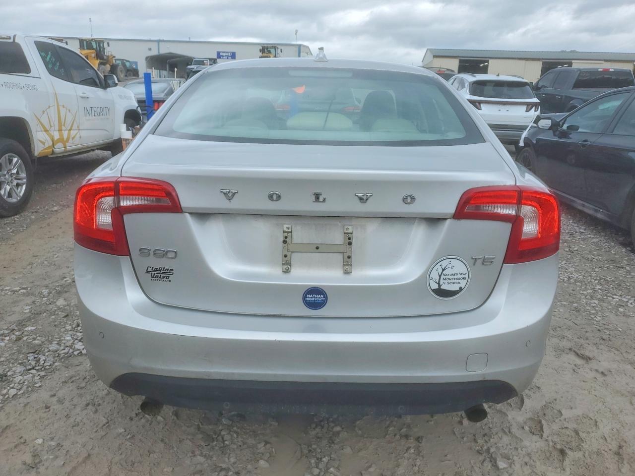 Volvo S60 T5
