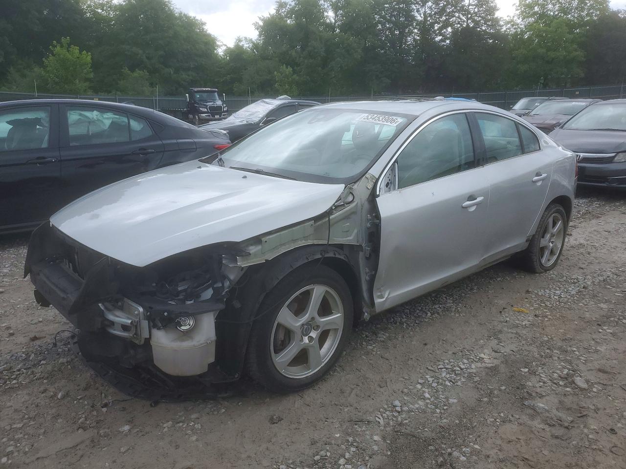 Salvage Volvo S60 Image
