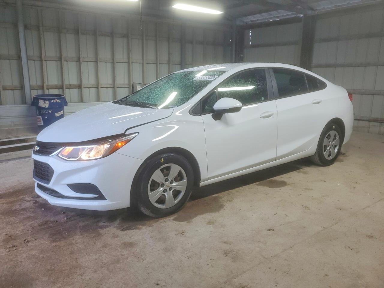 Salvage Chevrolet Cruze Image