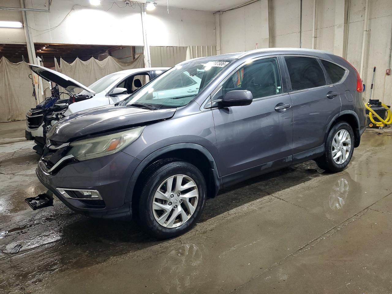 Salvage Honda Crv Image